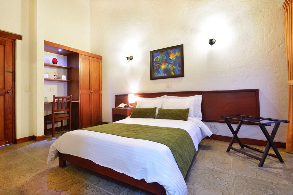 La Campana Hotel Boutique Medellín Exterior foto